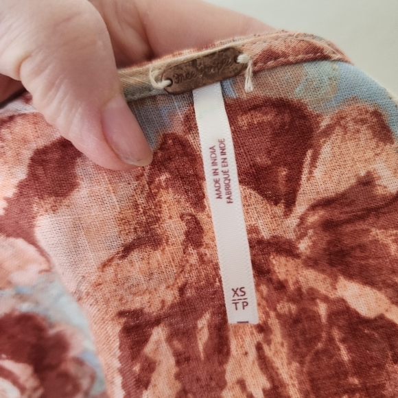 Free People I Found You Floral Top XS - Picture 5 of 7